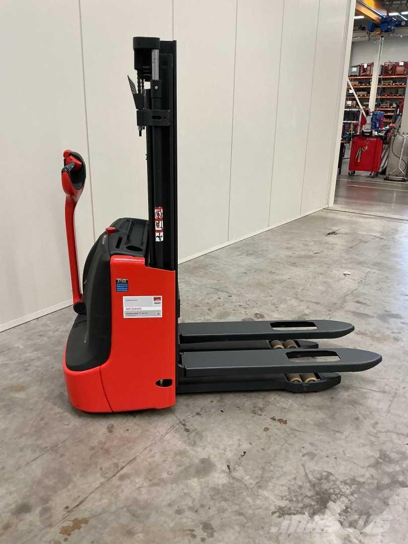 Linde L10B Meeloop stapelaar