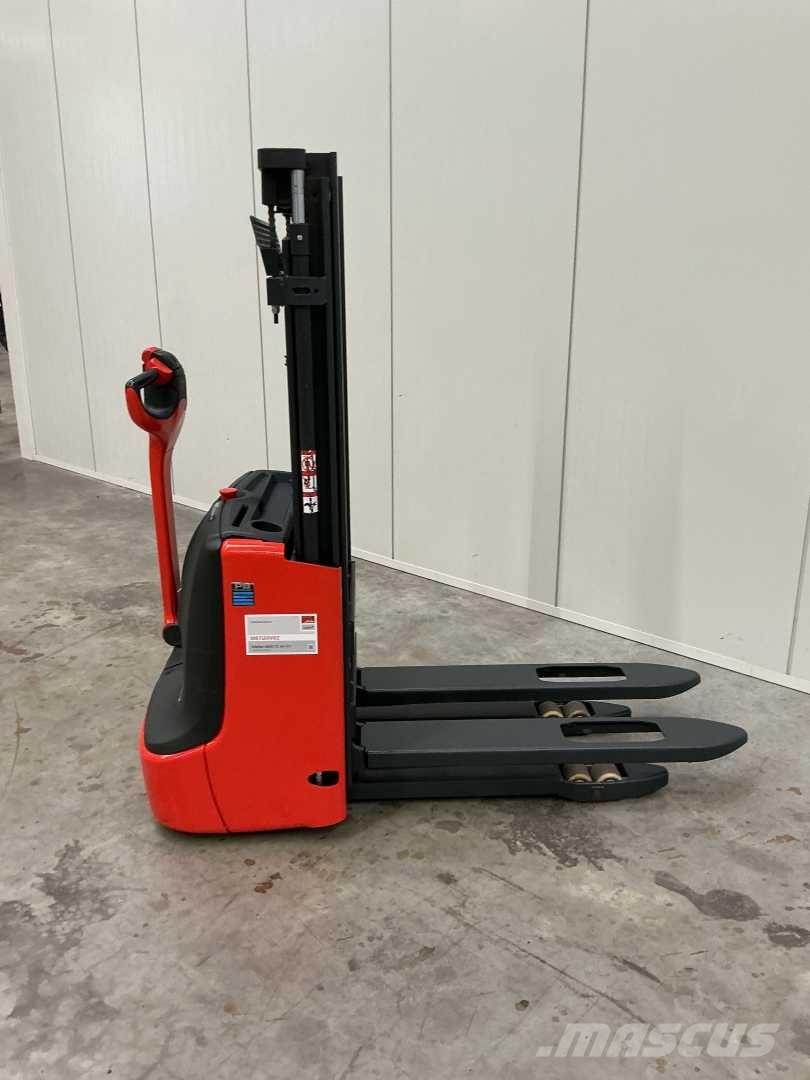 Linde L10B Meeloop stapelaar