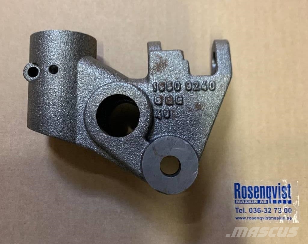 Deutz-Fahr Lock piece right VF16509239.01, VF16509239 Chaînes, chenilles