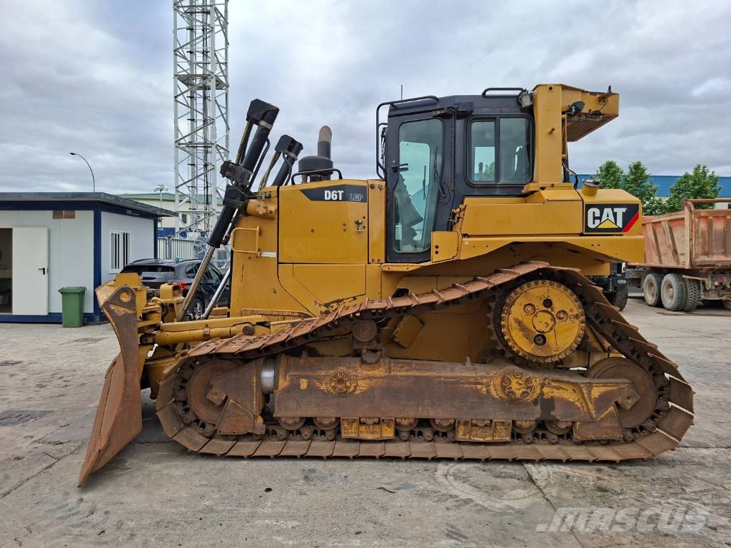 CAT D 6 T LGP 履帶推土機