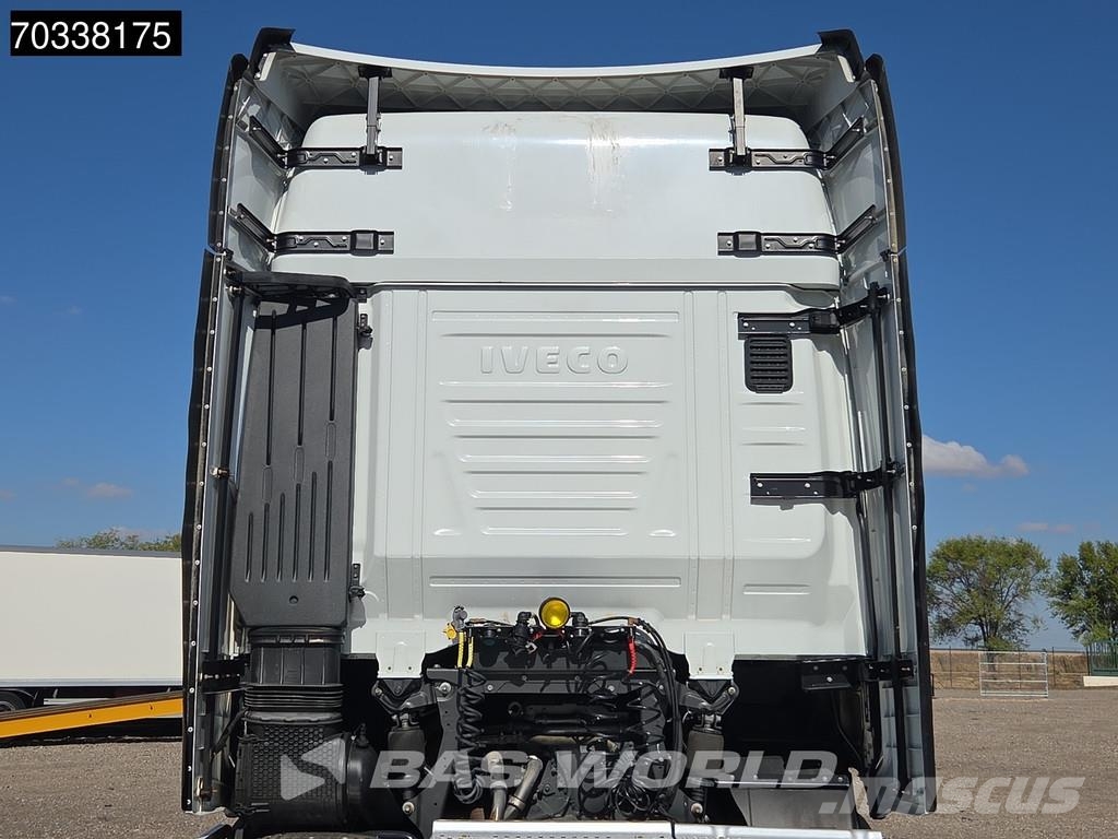 Iveco S-Way 490 4X2 Retarder 2x Tanks Standklima ACC Sadulveokid