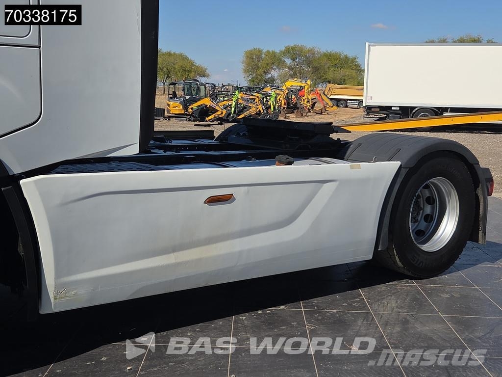 Iveco S-Way 490 4X2 Retarder 2x Tanks Standklima ACC Sadulveokid