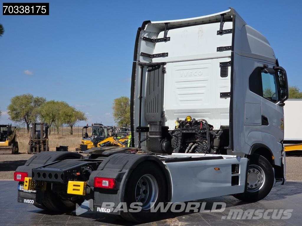 Iveco S-Way 490 4X2 Retarder 2x Tanks Standklima ACC Tracteur routier