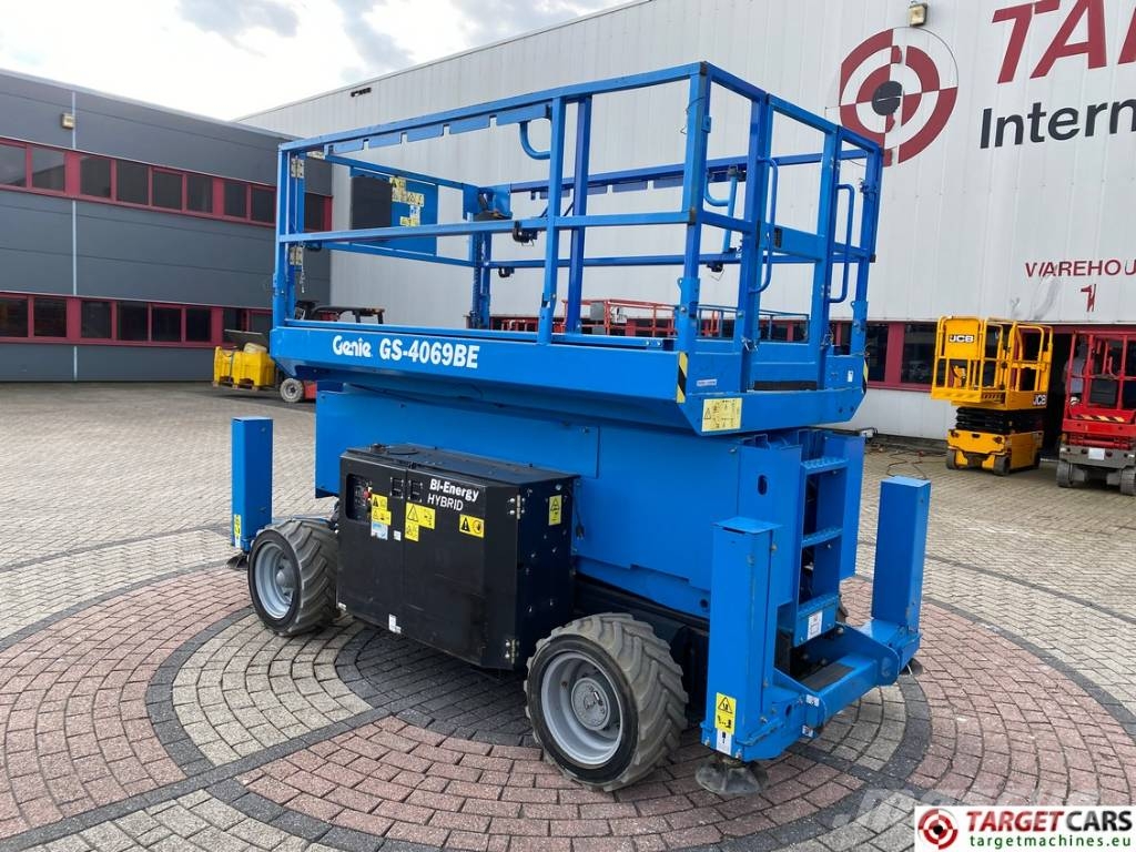 Genie GS-4069BE HyBrid Scissor Work Lift 1412cm Schaarhoogwerkers