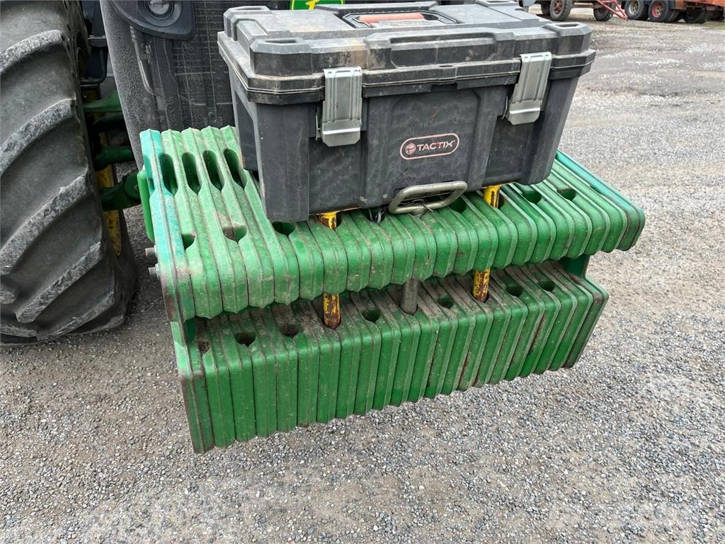 John Deere 8320R Traktorid