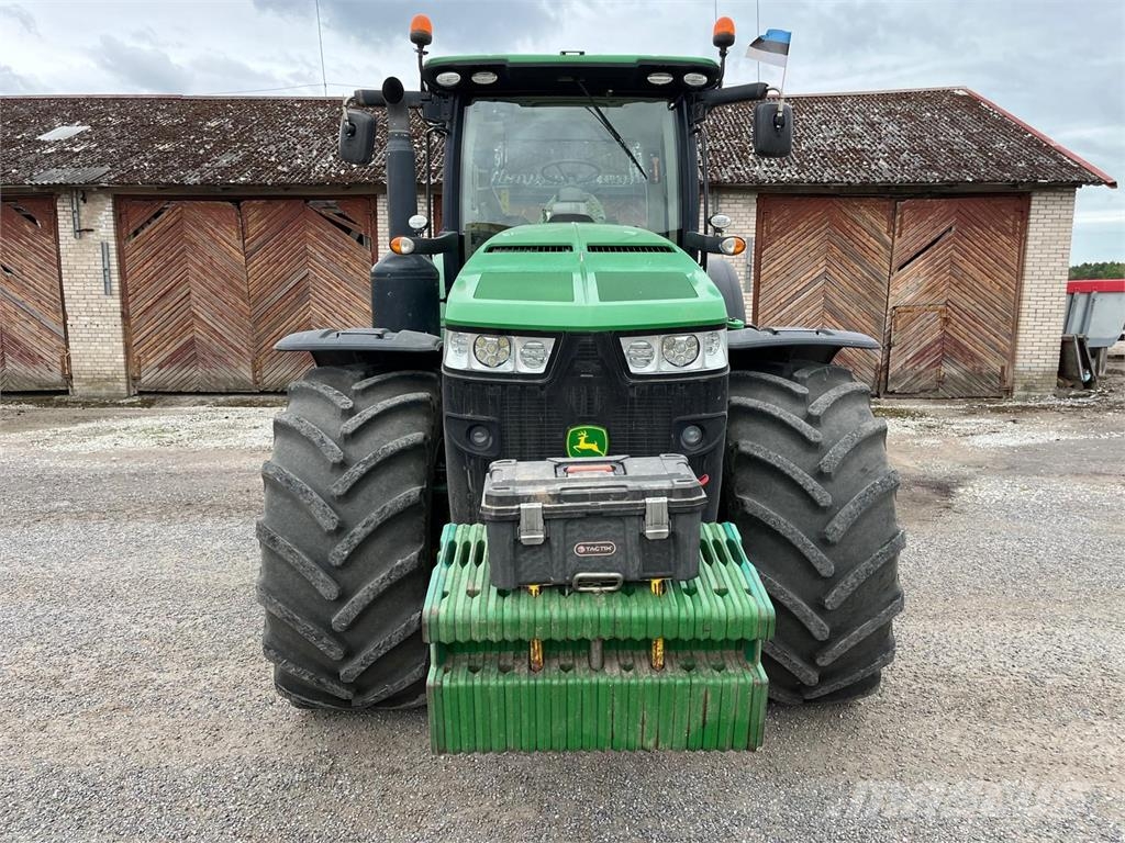 John Deere 8320R Traktorid