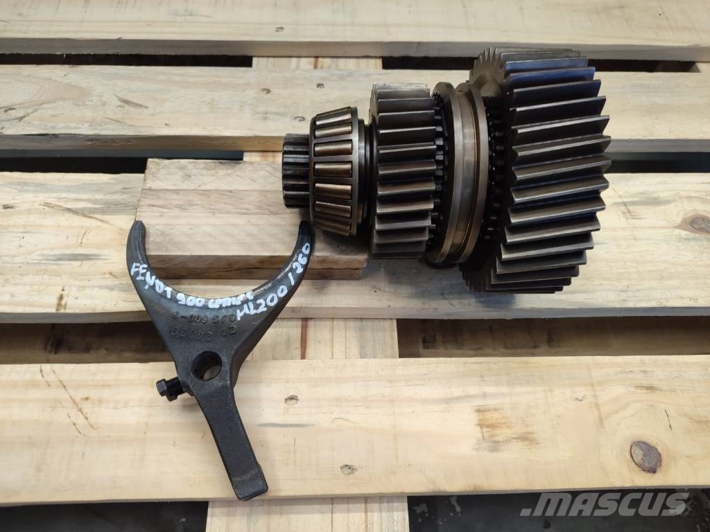 Fendt Sprocket with fork 101080020 Fendt Vario ML 200 Ülekandemehhanism
