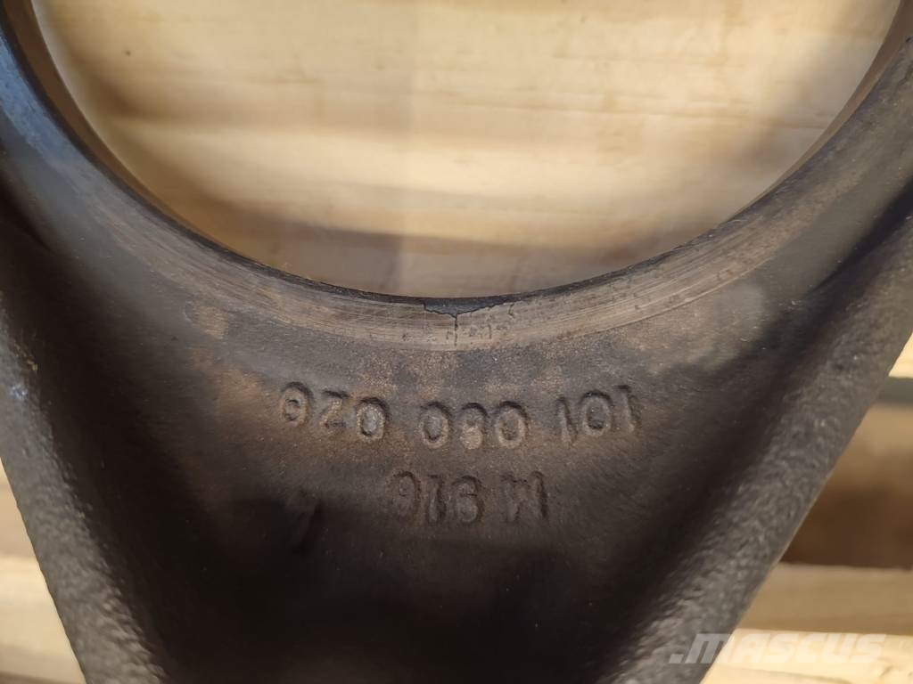 Fendt Sprocket with fork 101080020 Fendt Vario ML 200 Ülekandemehhanism