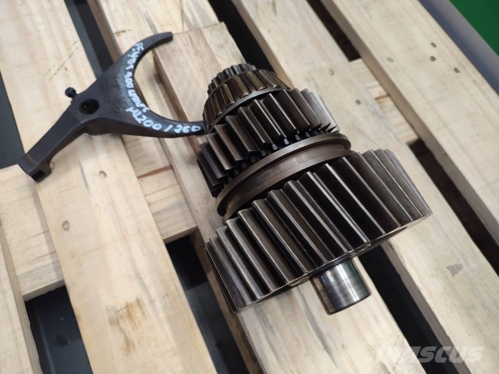 Fendt Sprocket with fork 101080020 Fendt Vario ML 200 Ülekandemehhanism
