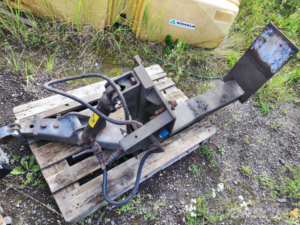 Mählers FLEX 06-4500 PLOW ATTACHMENT / KÜLJE SAHA KINNITUS Sneeuwruimers en -schuivers