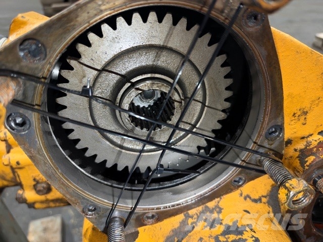 Liebherr L 524 REAR AXLE Osovine