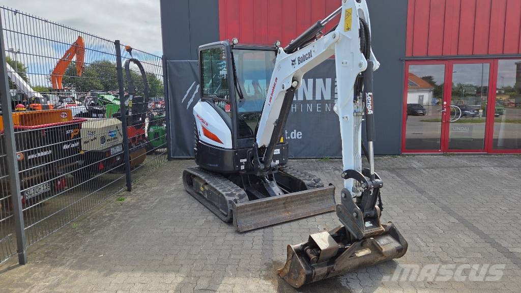 Bobcat E27 حفارات صغيرة أقل من 7 طن (حفارات صغيرة)