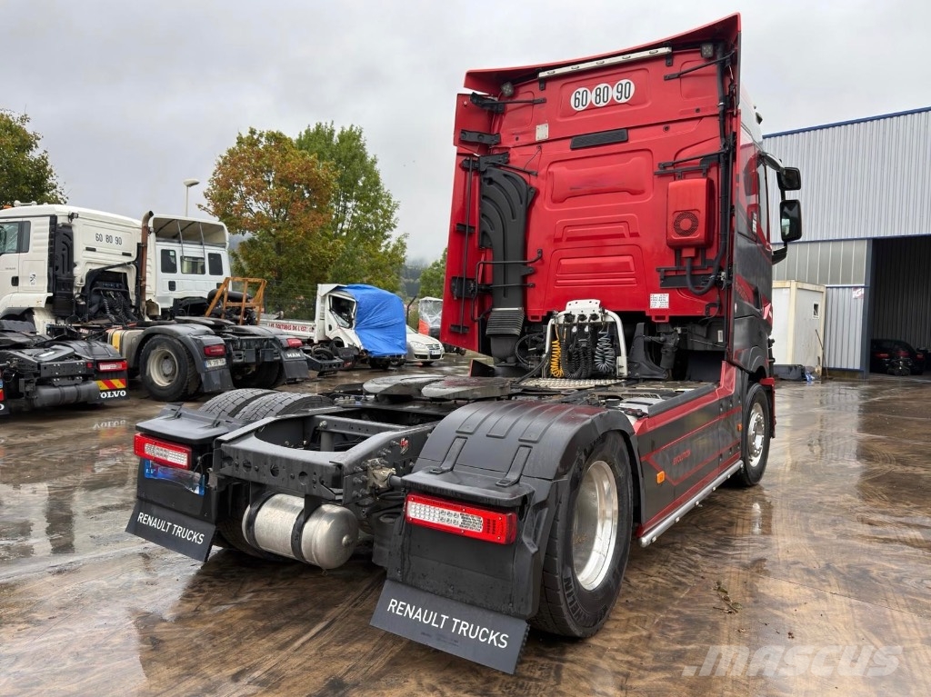 Renault T HIGH 520 *ACCIDENTE*DAMAGED*UNFALL* Vlačilci