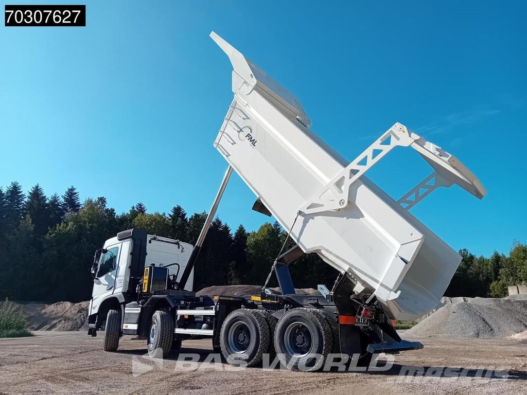 Volvo FMX 500 FMX 8X4 22m3 Mining tipper 52tons GVW Stee Bañeras basculantes usadas