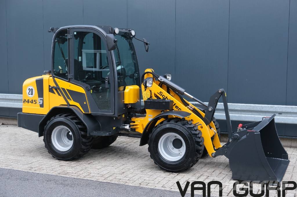 Schäffer 2445 S | 2024 | 402h | Mini iekrāvēji
