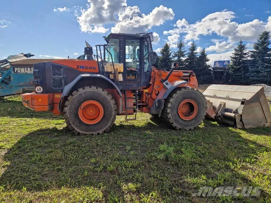 Ładowarka Hitachi ZW220-5B LongLift, Wysoki Wysyp, Radlader