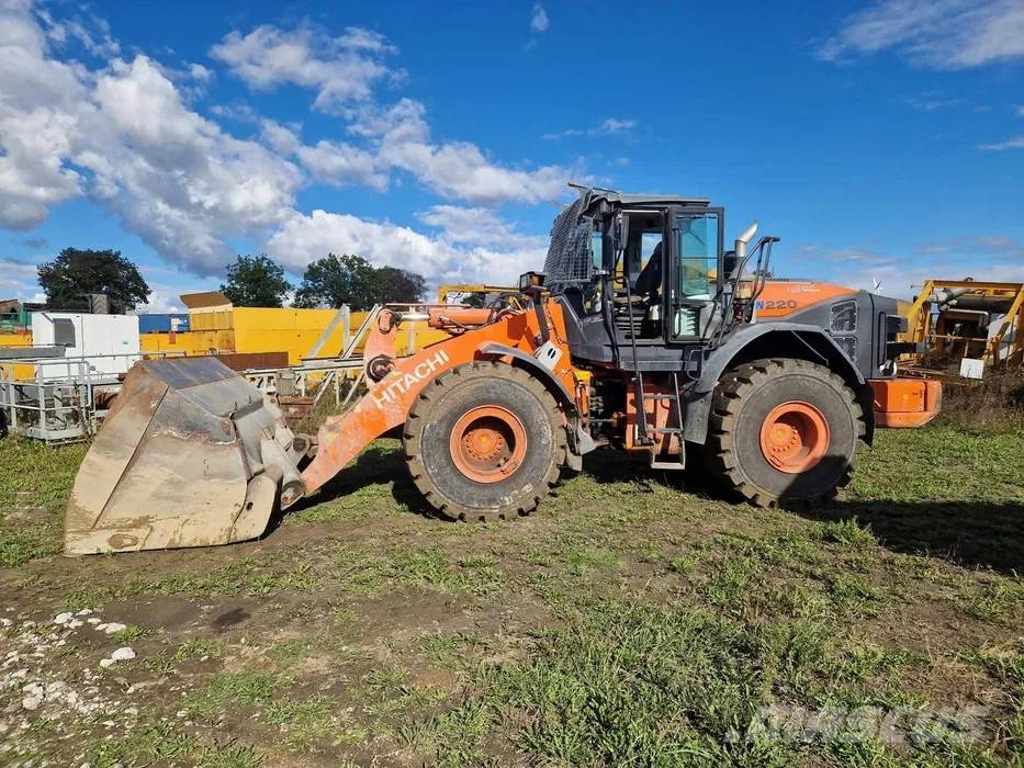 Ładowarka Hitachi ZW220-5B LongLift, Wysoki Wysyp, Radlader