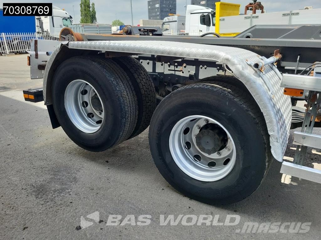 Mercedes-Benz Actros 2532 6X2 NL-Truck HMF 1643 Z2 Crane Kran 21 吊鉤式起重車