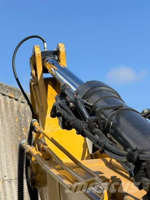 CAT 313 F LGC Crawler excavators