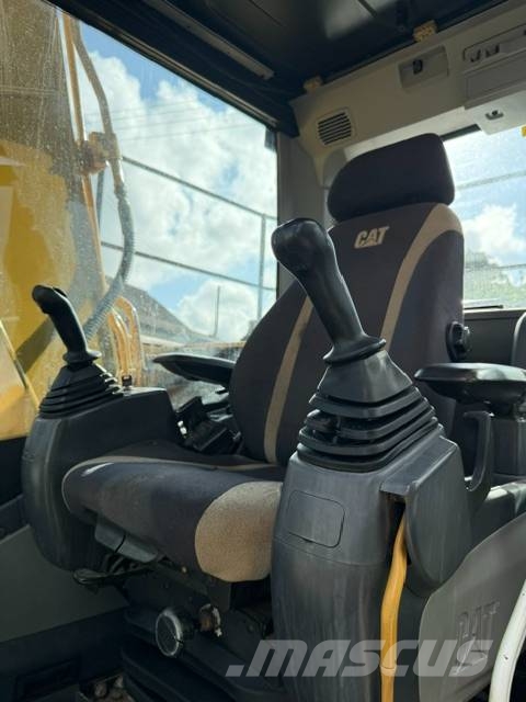 CAT 313 F LGC Crawler excavators