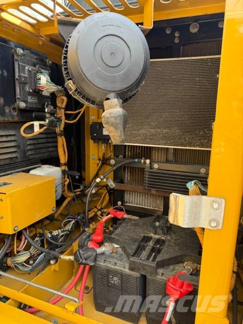CAT 313 F LGC Crawler excavators