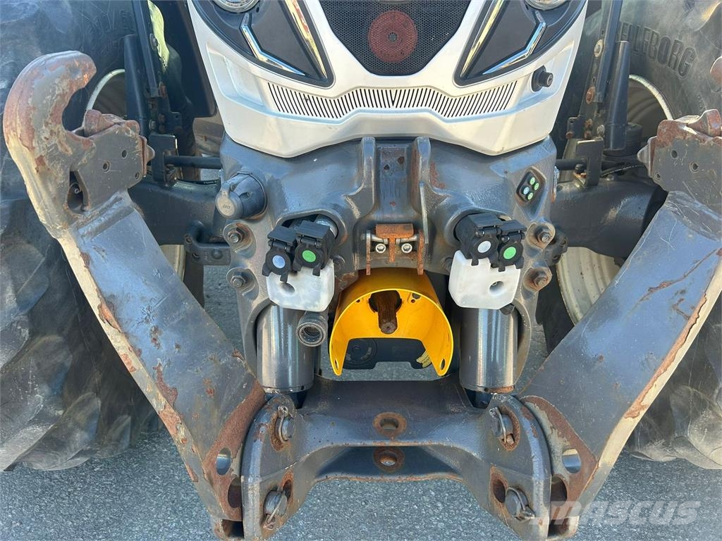 Valtra T234D Tractores