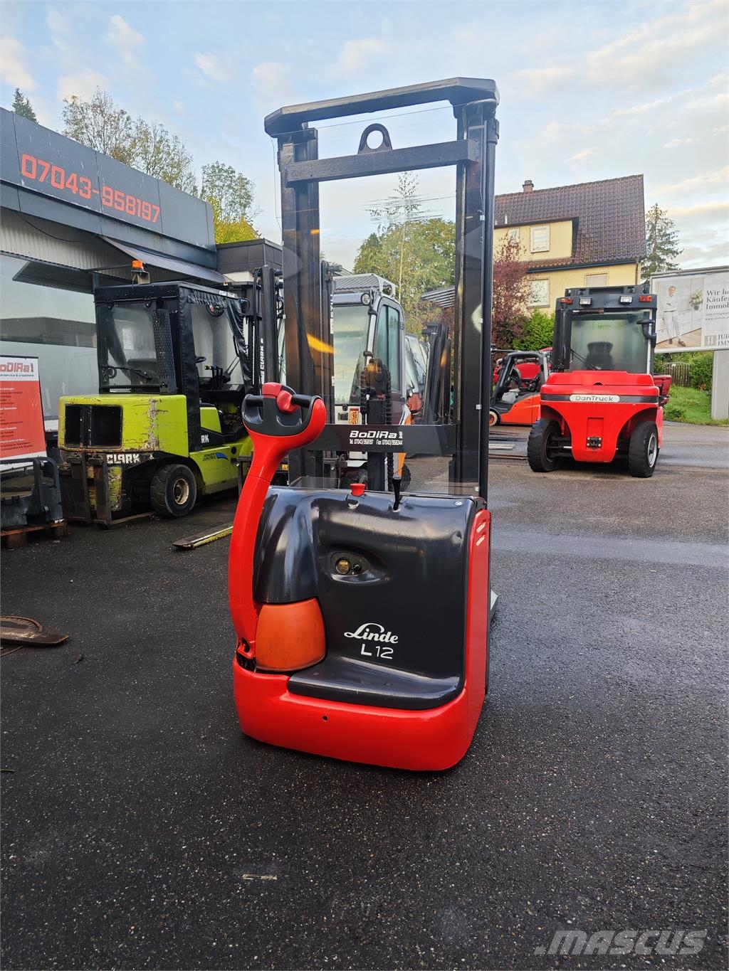 Linde L 12 Platvormiga virnastajad