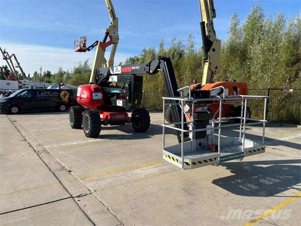 Manitou 200 ATJ RC ST5 (5612) Gelenkteleskoparbeitsbühnen
