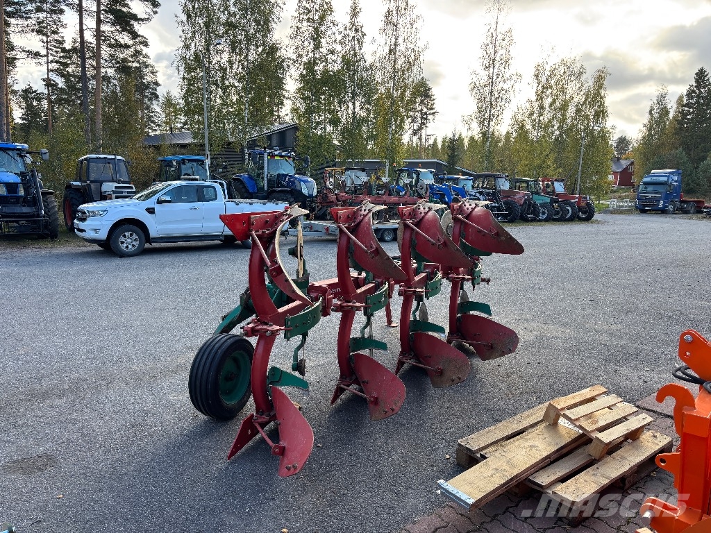 Kverneland ES85 Váltvaforgató ekék
