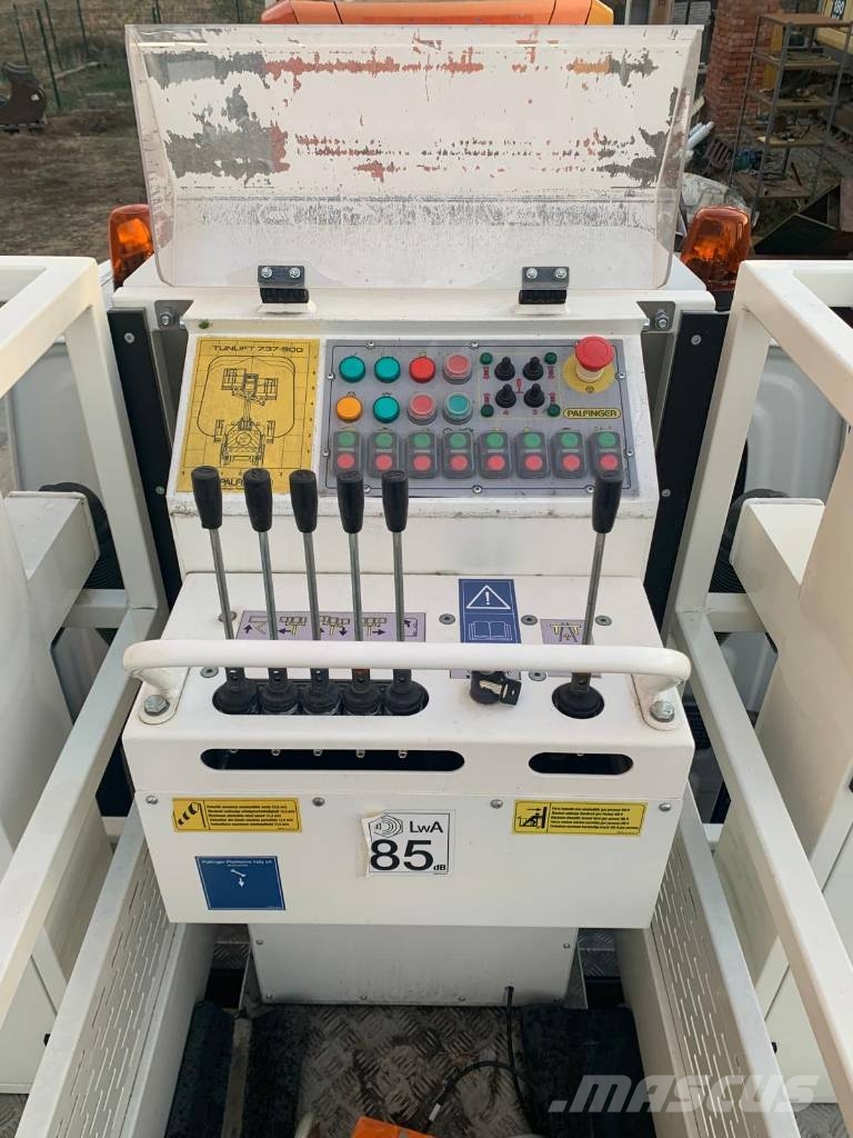 Palfinger TUN LIFT 737-500 シザースリフト