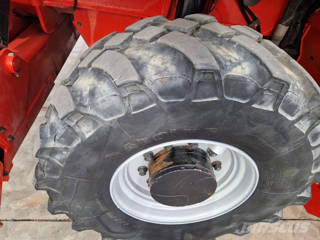 Manitou MRT 2150 Plus Privilege M524 Teleskopické manipulátory