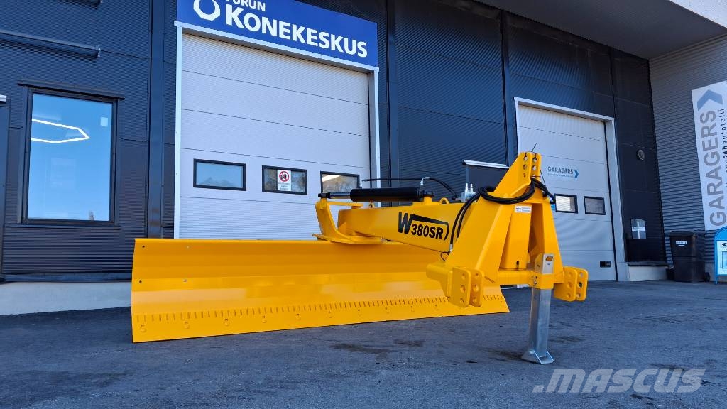 Wieska Serco W380R2 uusi Heti toimitukseen Kempeleestä Arrastradoras para campos