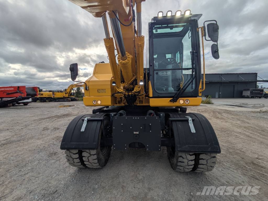 Komatsu PW 168-11E1 Ratasekskavaatorid