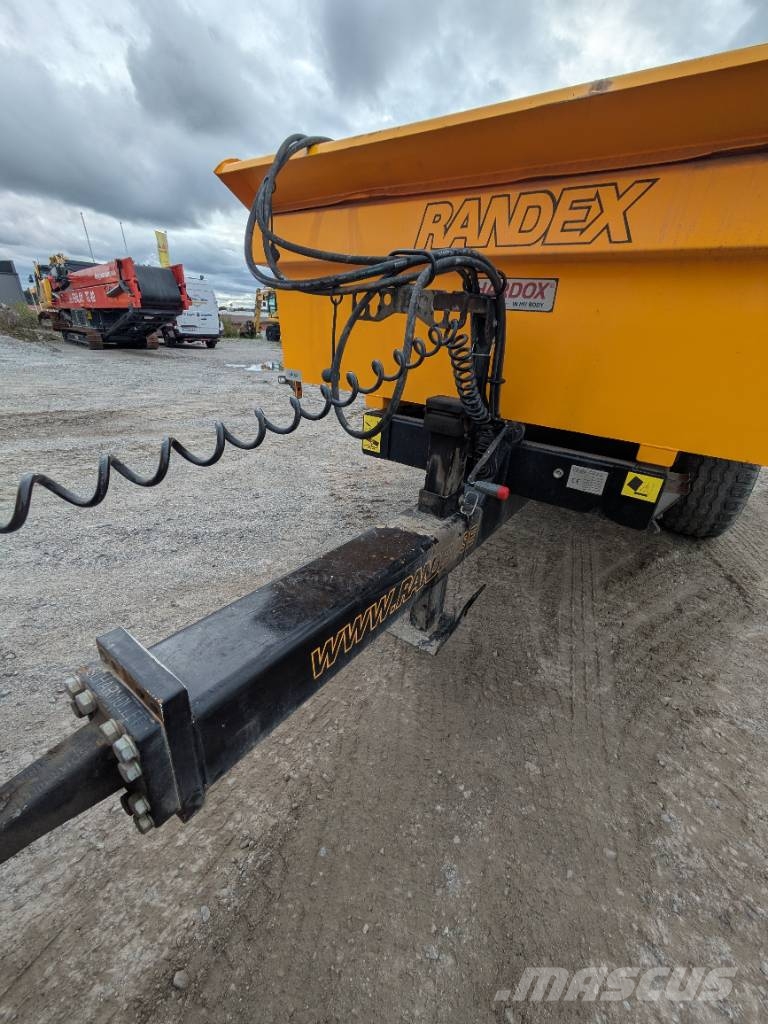 Komatsu PW 168-11E1 Ratasekskavaatorid