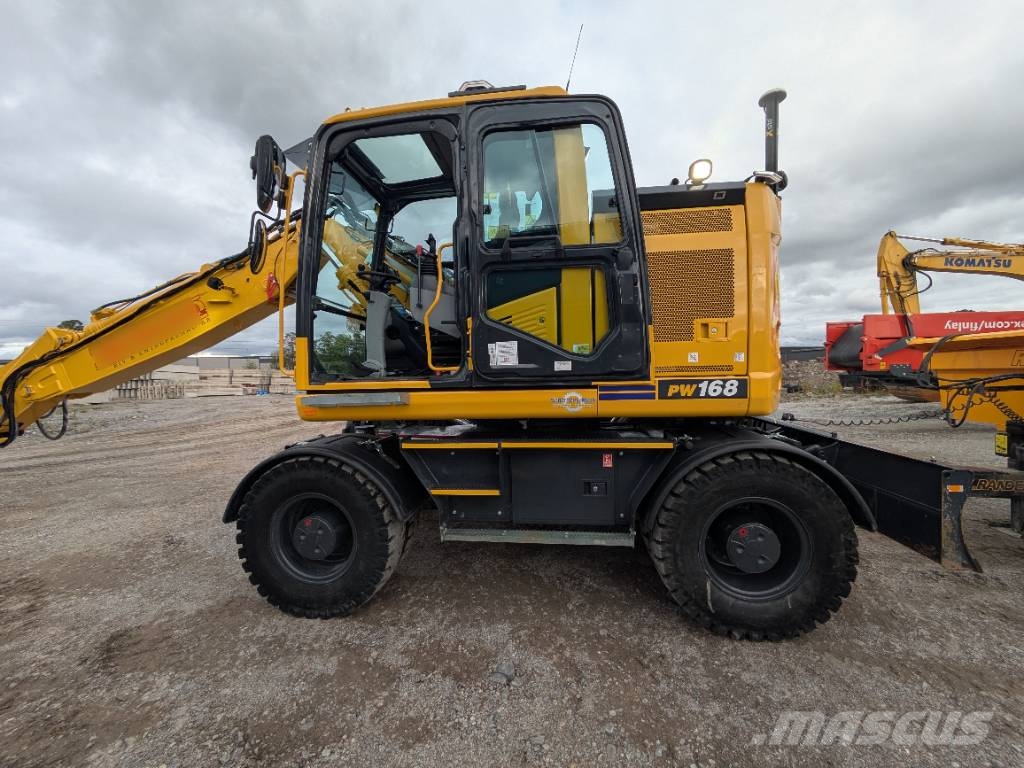 Komatsu PW 168-11E1 Ratasekskavaatorid