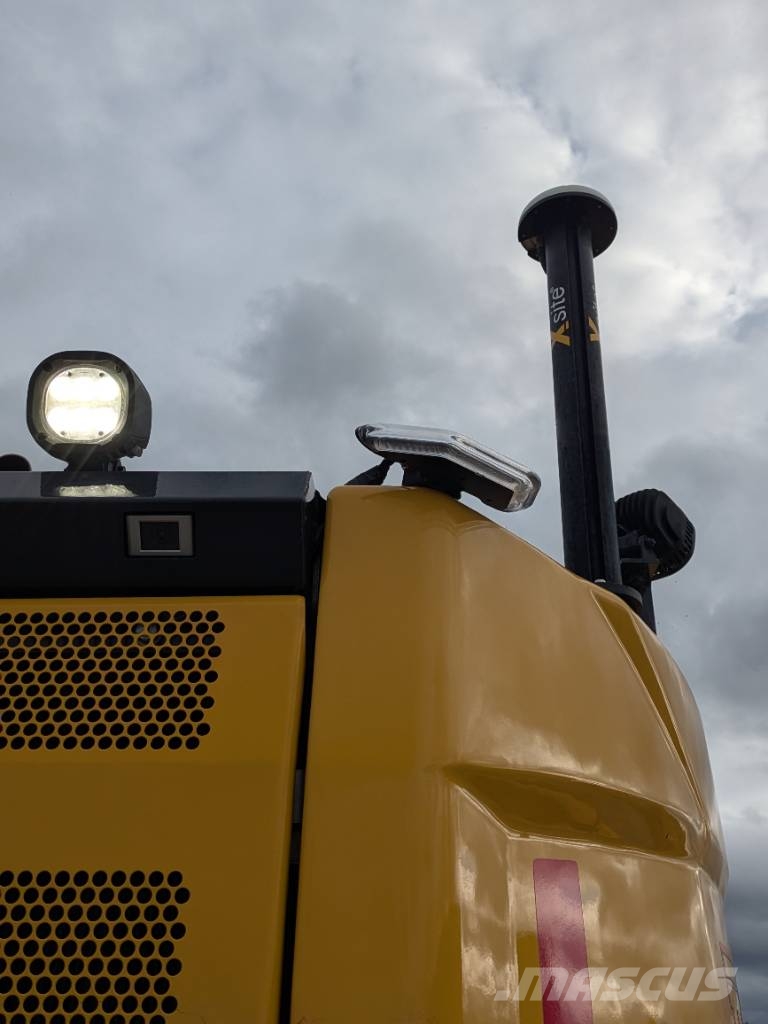 Komatsu PW 168-11E1 Ratasekskavaatorid