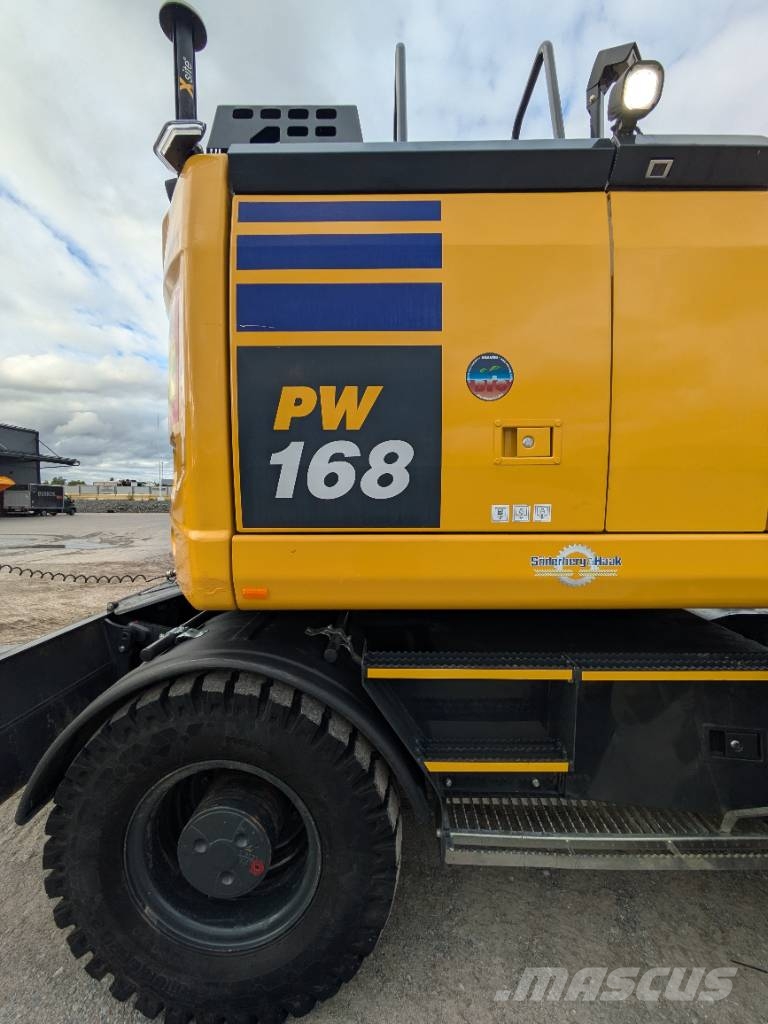 Komatsu PW 168-11E1 Ratasekskavaatorid