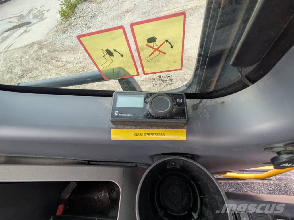Komatsu PW 168-11E1 Ratasekskavaatorid