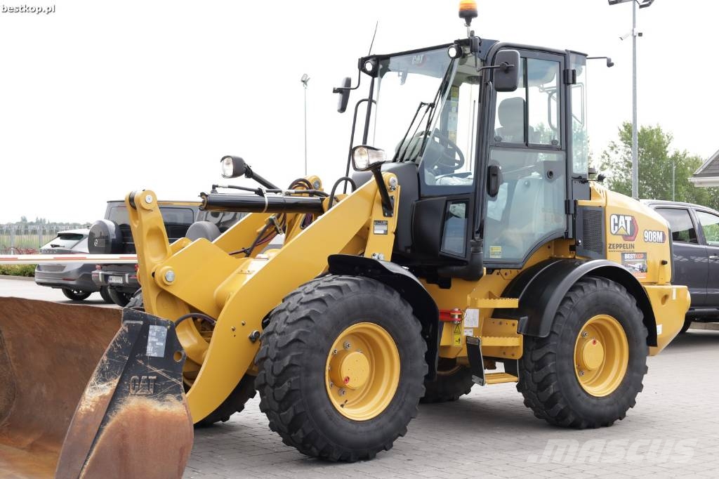 CAT 908M لوادر بعجل