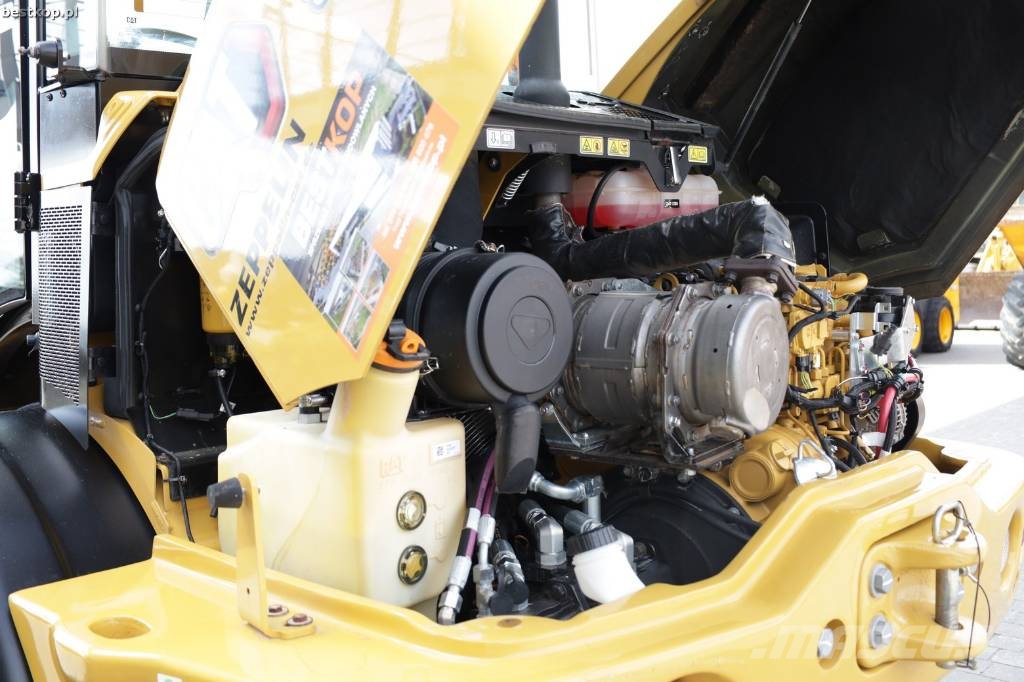 CAT 908M لوادر بعجل