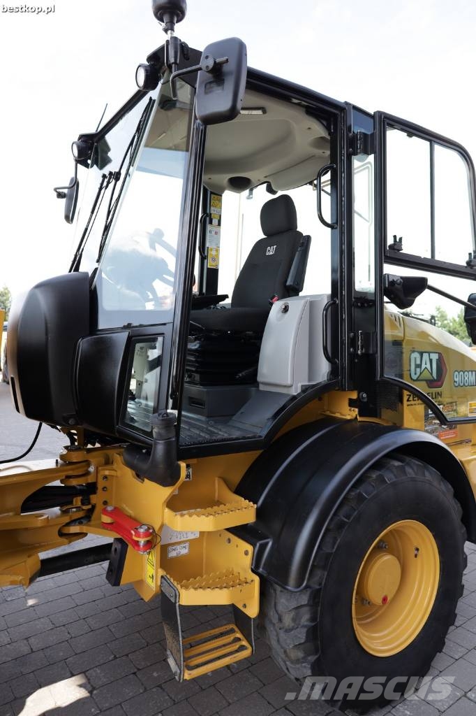 CAT 908M لوادر بعجل