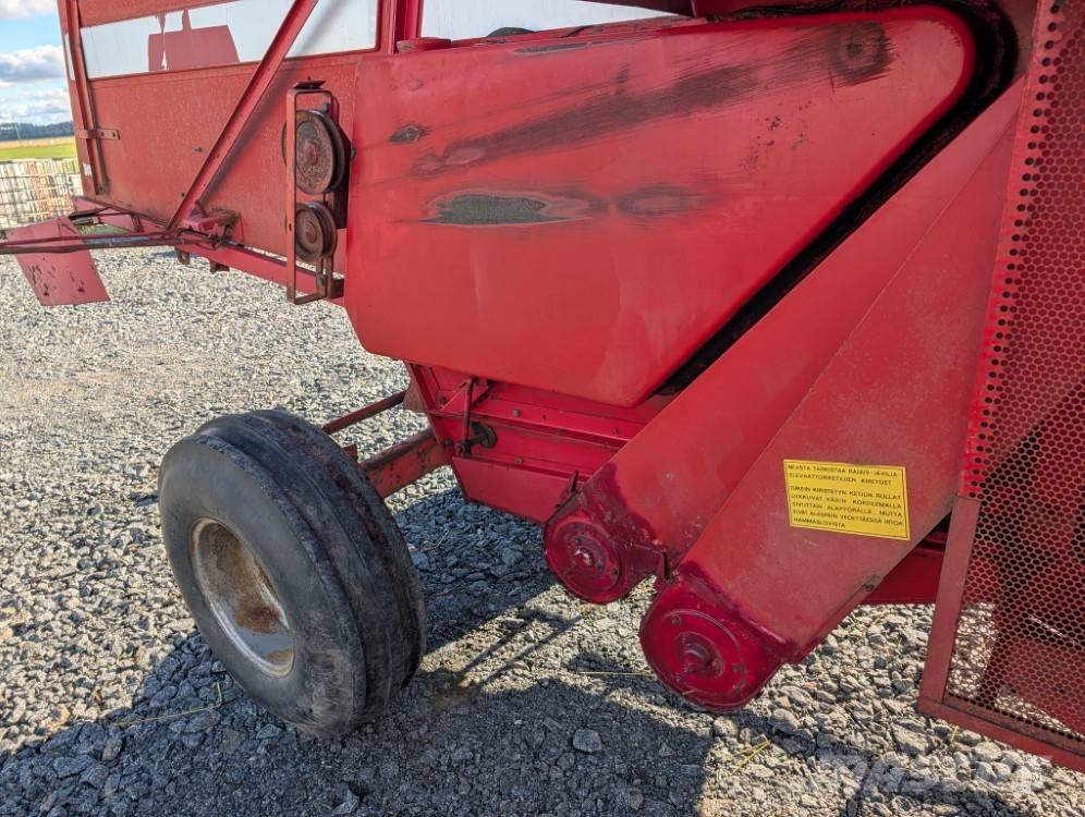 Massey Ferguson 206 Mähdrescher