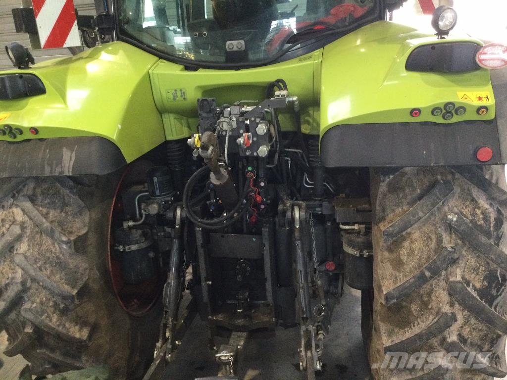 CLAAS ARION 550 Traktoren