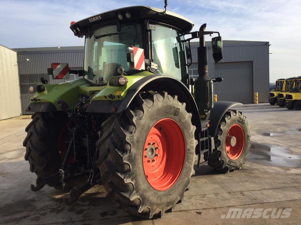 CLAAS ARION 550 Tractors