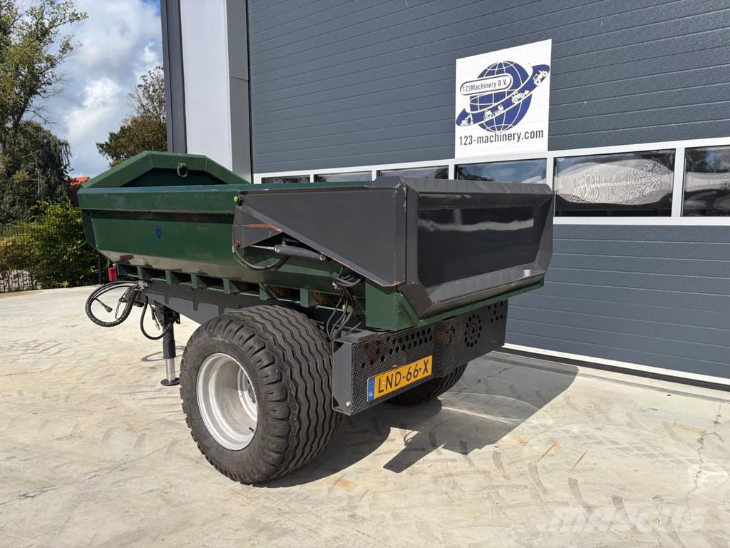  DKV 7ton grond kipper - geveerde dissel - Vetsmeri Vehículos compactos de volteo