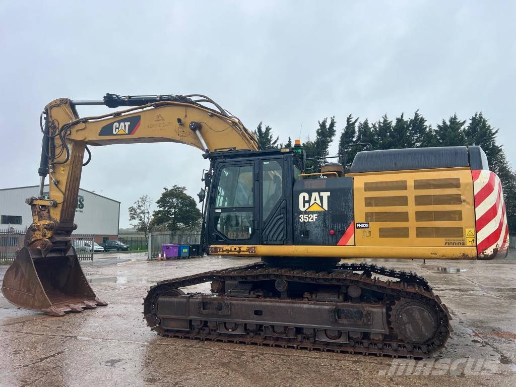 CAT 352 FL Lánctalpas kotrók