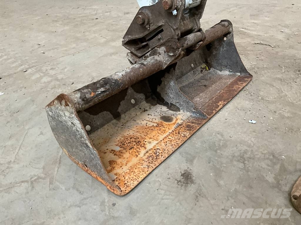 Takeuchi TB 217 R Mini ekskavatori < 7 t