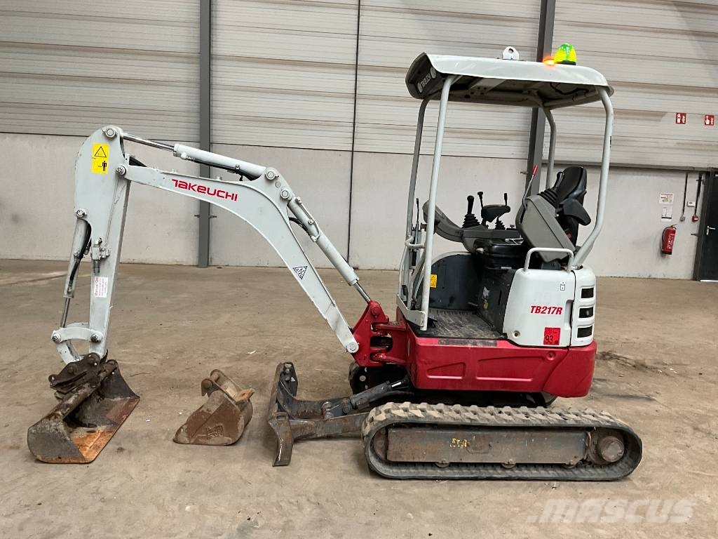 Takeuchi TB 217 R Mini ekskavatori < 7 t