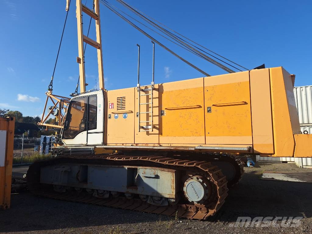 Liebherr HS 885 HD Track mounted cranes