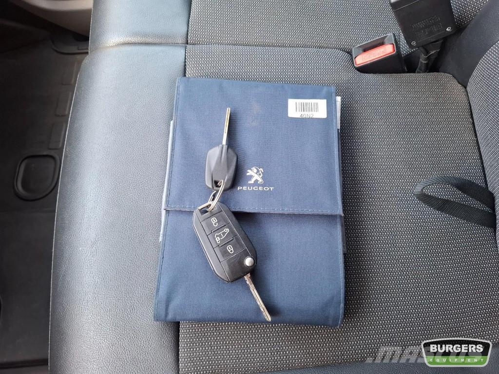 Peugeot Expert 1.5 BlueHDI 120HP + Navigation | Air Condit هيكل صندوقي